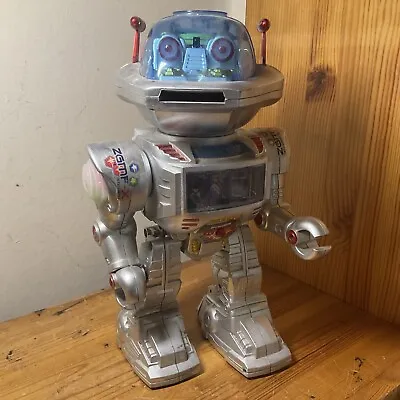 Buy Doctor Who Original Prop Toy Robot - Last Christmas Peter Capaldi - Screen Used • 300£